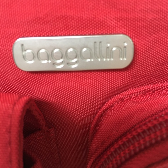 SAMPLE Baggallini Crossbody Bag Nylon Travel Red - Picture 9 of 10